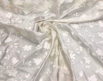 Tissu en polyester imprimé de perles d'argent teint en blanc pour housse de canapé