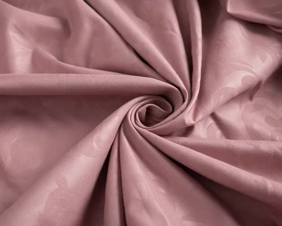 70GSM-90GSM 100% tissu de drap de lit en polyester, tissu en microfibre doux brossé en relief